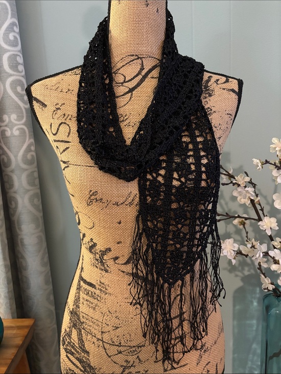 New York & Company Accessories - New York & Company Crochet Knit Fringe Scarf/Belt
